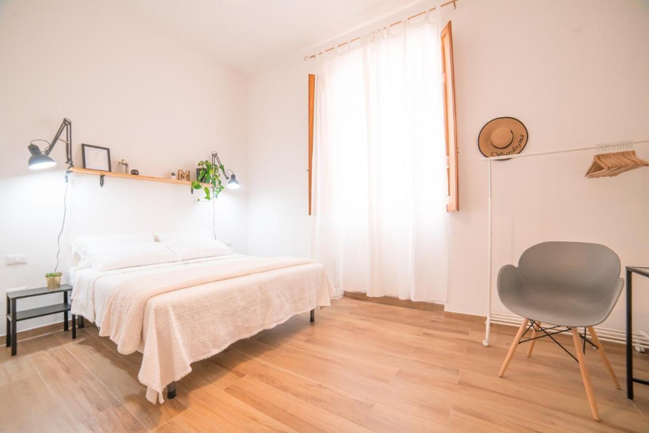 Minimalist Chic A Villanova 3Bdr - 2Bth - Wifi Cagliari Bagian luar foto