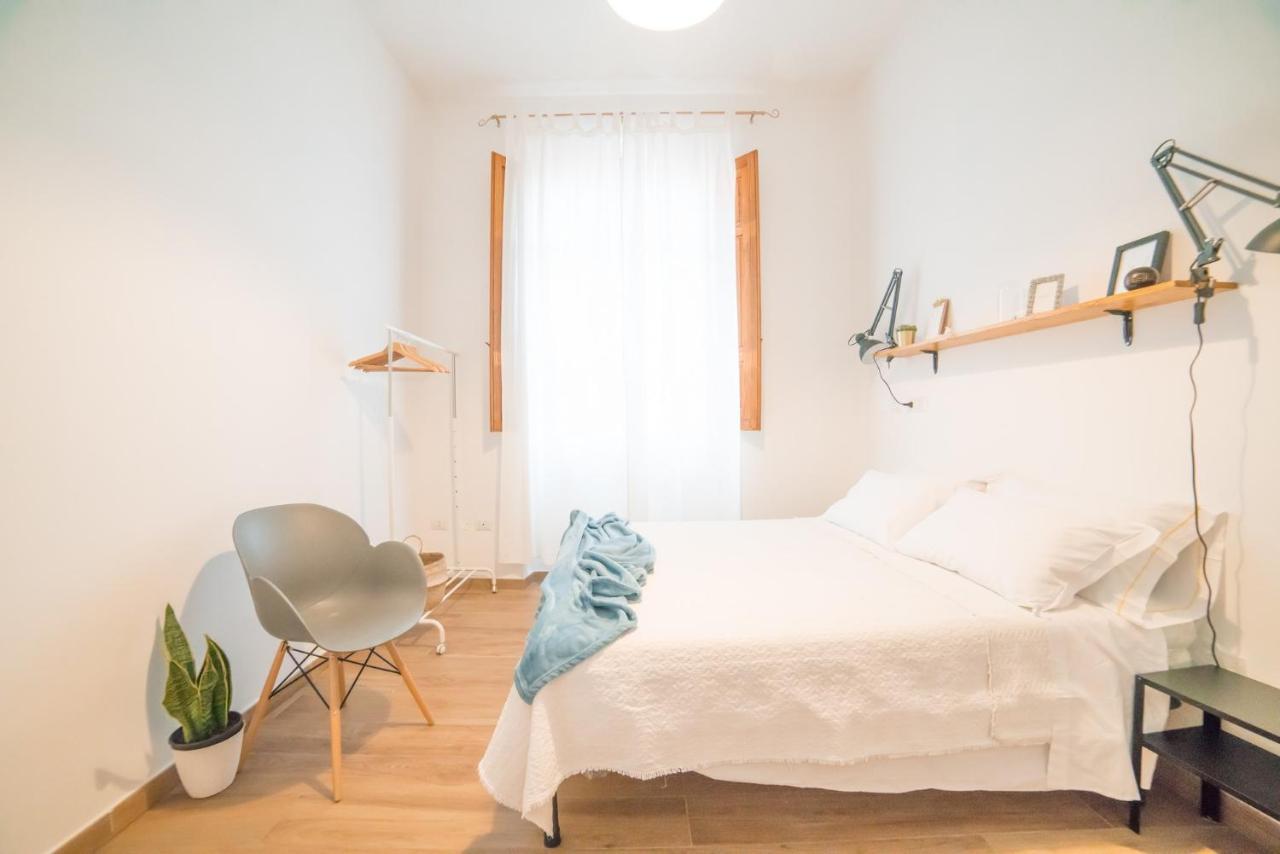 Minimalist Chic A Villanova 3Bdr - 2Bth - Wifi Cagliari Bagian luar foto